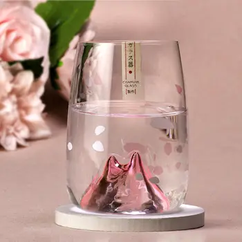 Criativo copo de água feminino novo produto outono famosa flor de cerejeira copa do Japonês copo de vinho de vidro fresco pequeno ins estilo