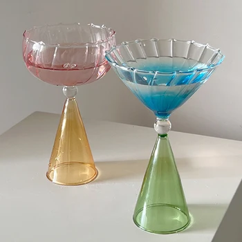 Criativo Gradual Colorido Cocktail de Óculos Vintage Irregulares de Vidro Champagne o Cálice francês Medieval de Alta Taça para a Festa de Família